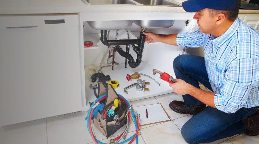 Professional same day plumber in Caryville, FL